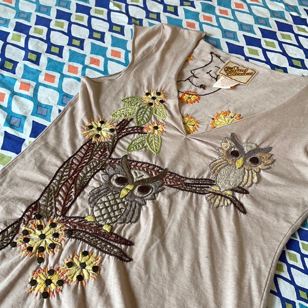 Vintage embroidered top size xs